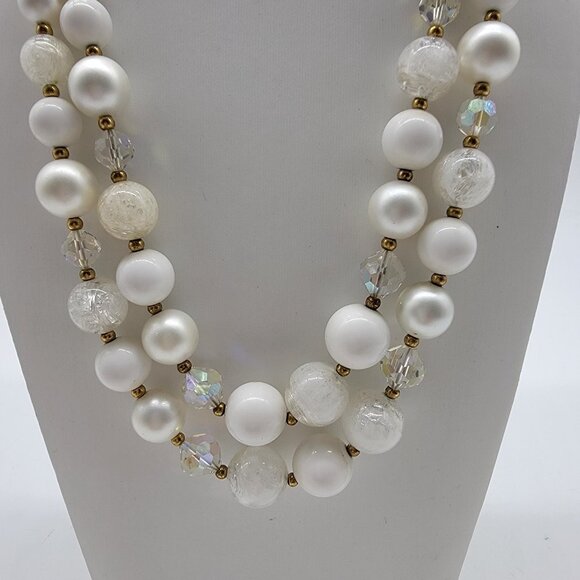Double Strand Faux Pearl Necklace Vintage‎ Classic Career - Picture 2 of 6